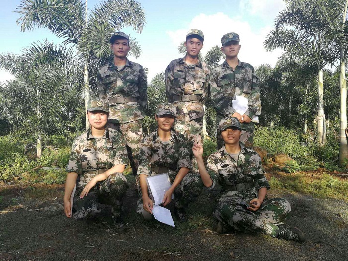 （訓(xùn)練時(shí)的集體合影 武裝部趙國程攝影）.jpg