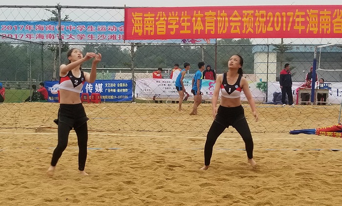 （我校女隊(duì)比賽現(xiàn)場(chǎng) 學(xué)生工作處供圖）.jpg