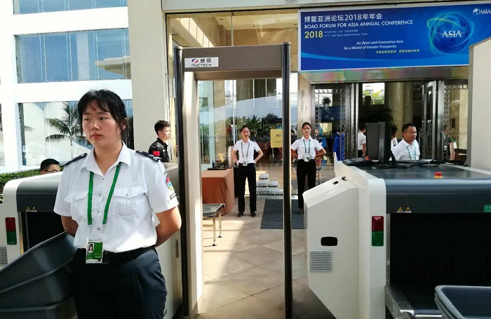 航空學(xué)子為博鰲亞洲論壇年會(huì)提供安全保障服務(wù)（航空學(xué)院供圖）.jpg